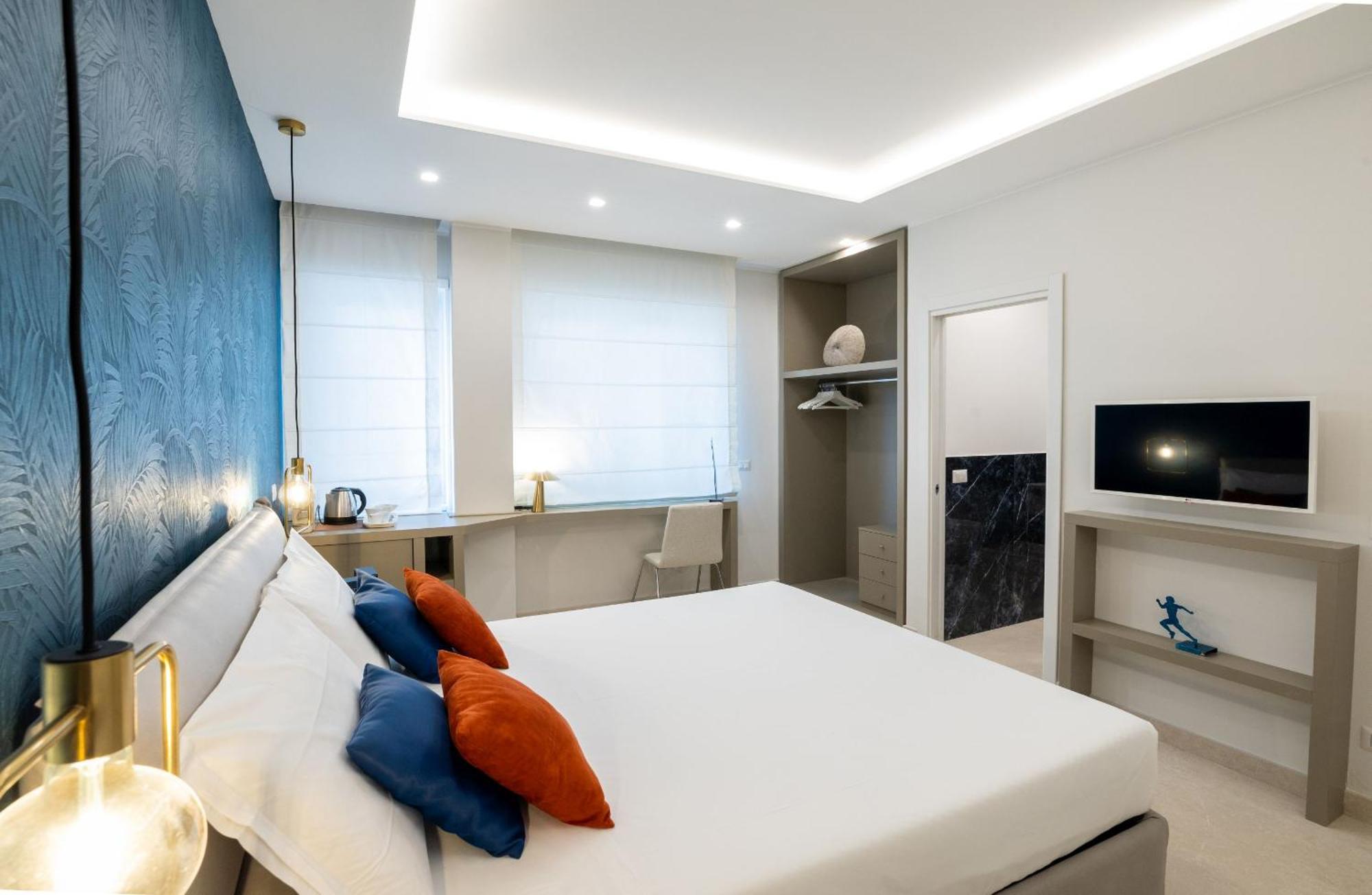 Napoli City Center - Appartamenti E Camere Bagian luar foto